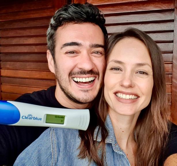 Marcos Veras e Rosanne Mulholland serão pais pela primeira vez