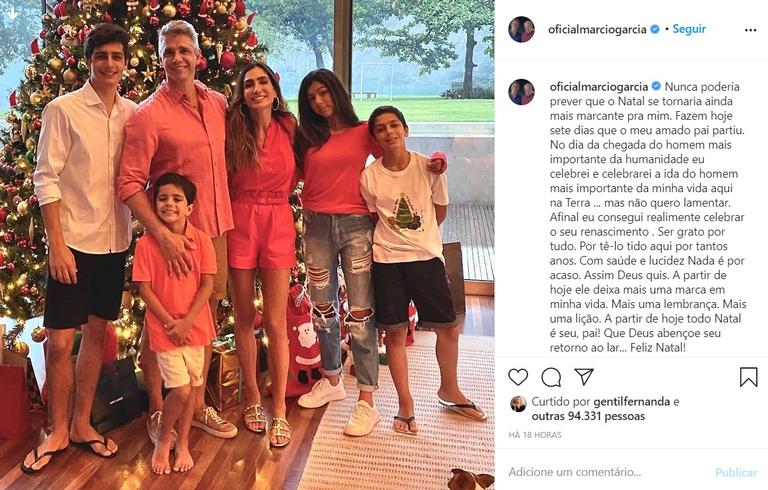 Marcio Garcia posa com a família e fala sobre primeiro Natal sem o pai