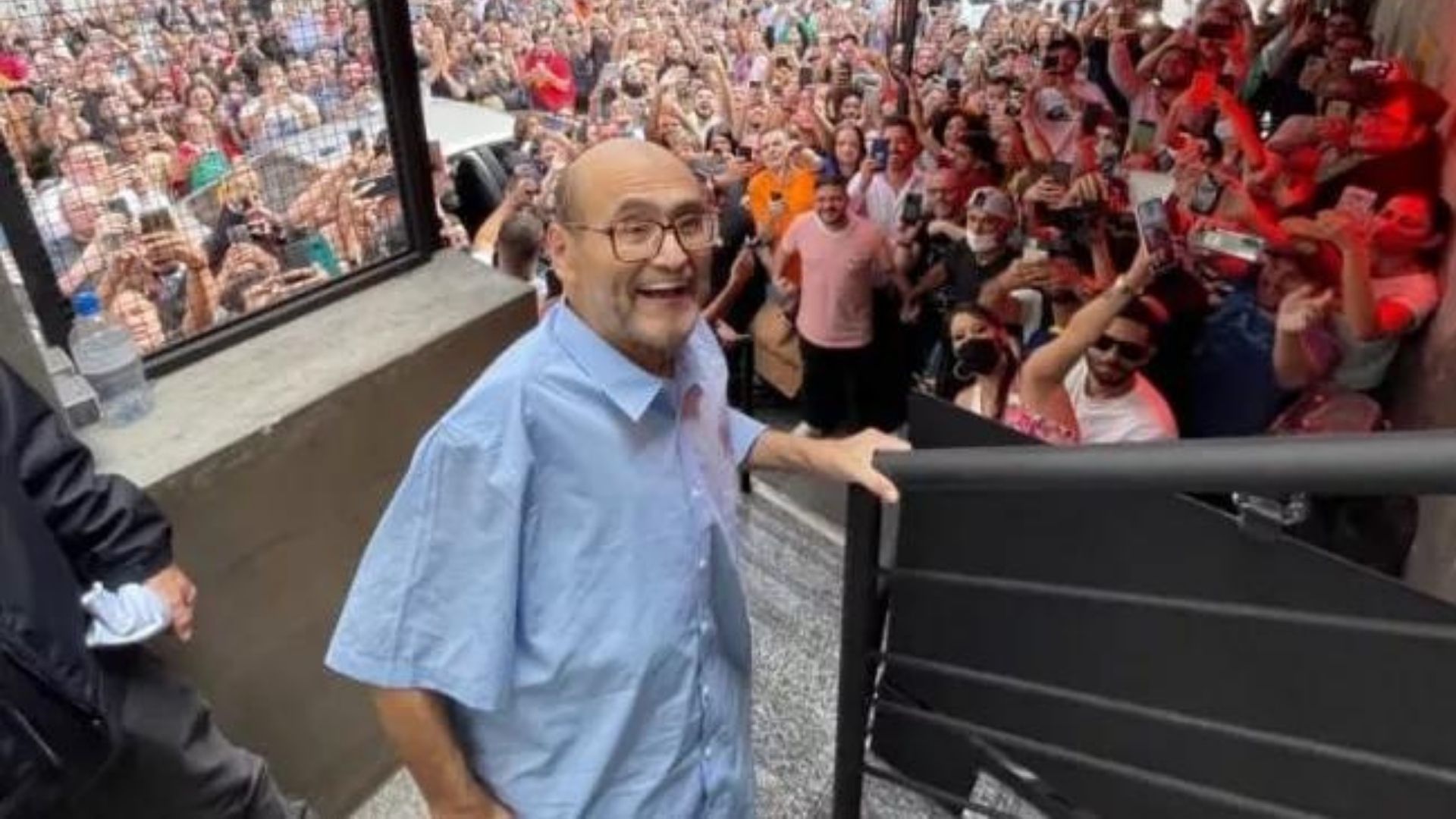 Edgar Vivar em São Paulo. Reprodução/Twitter