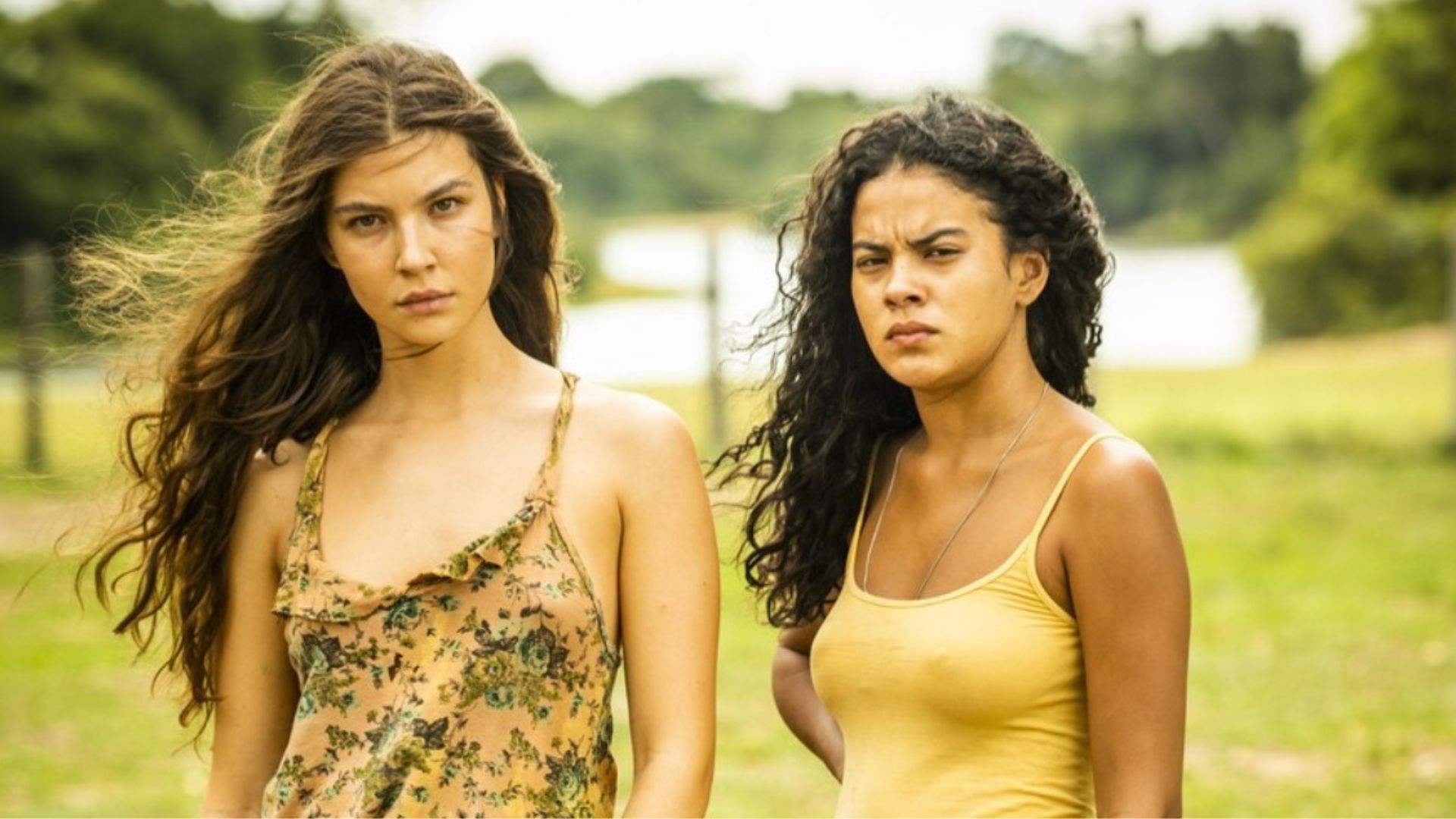 Juma (Alanis Guillen) e Muda (Bella Campos) em Pantanal. Foto: Divulgação/Globo