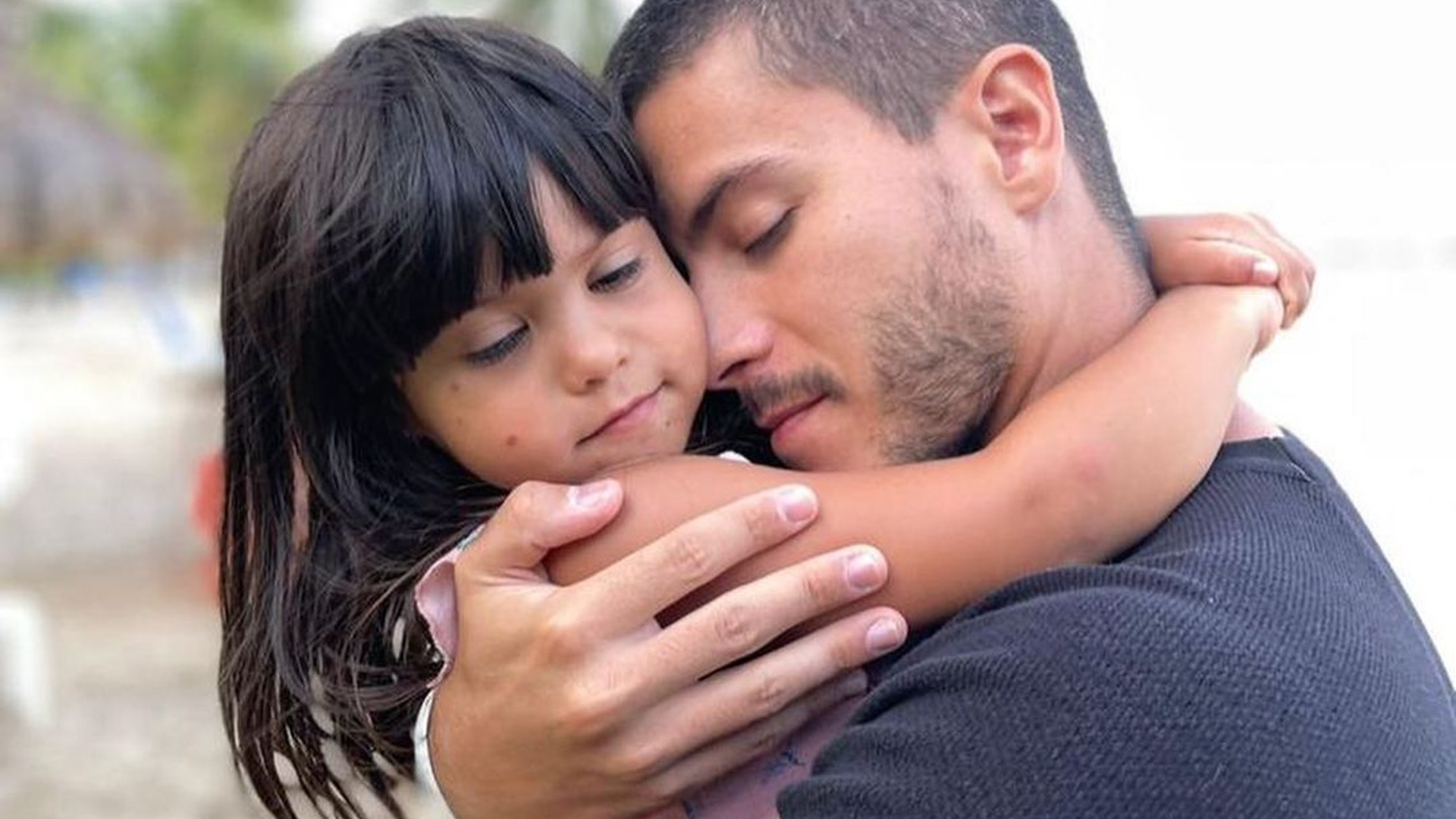 Arthur Aguiar e filha, Sophia