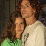 Juma (Alanis Guillen) e Jove (Jesuíta Barbosa) na novela Pantanal - Crédito: Globo / João Miguel Junior