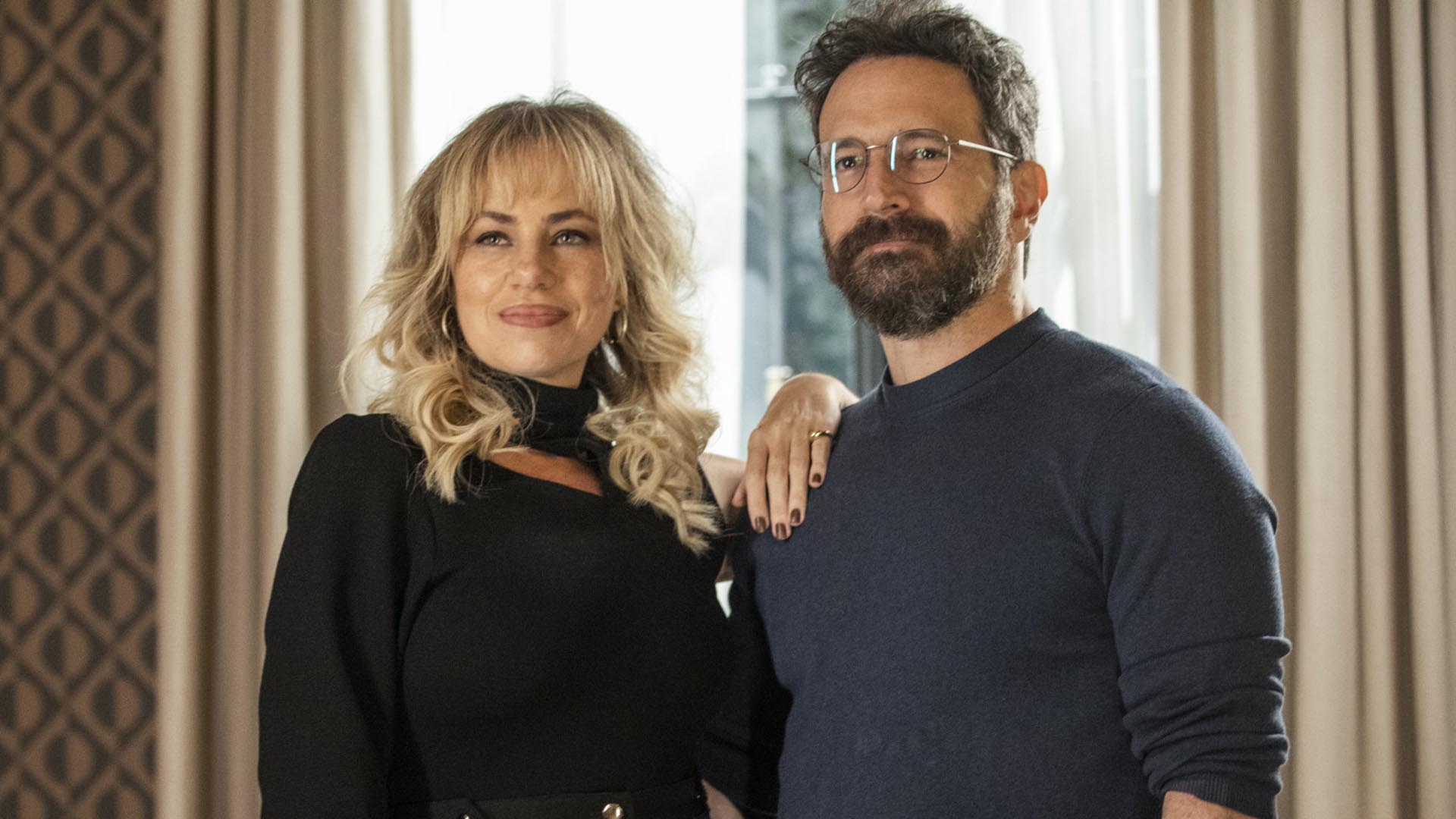 Karine Teles e Caco Ciocler na novela Pantanal - Crédito: Globo / João Miguel Junior