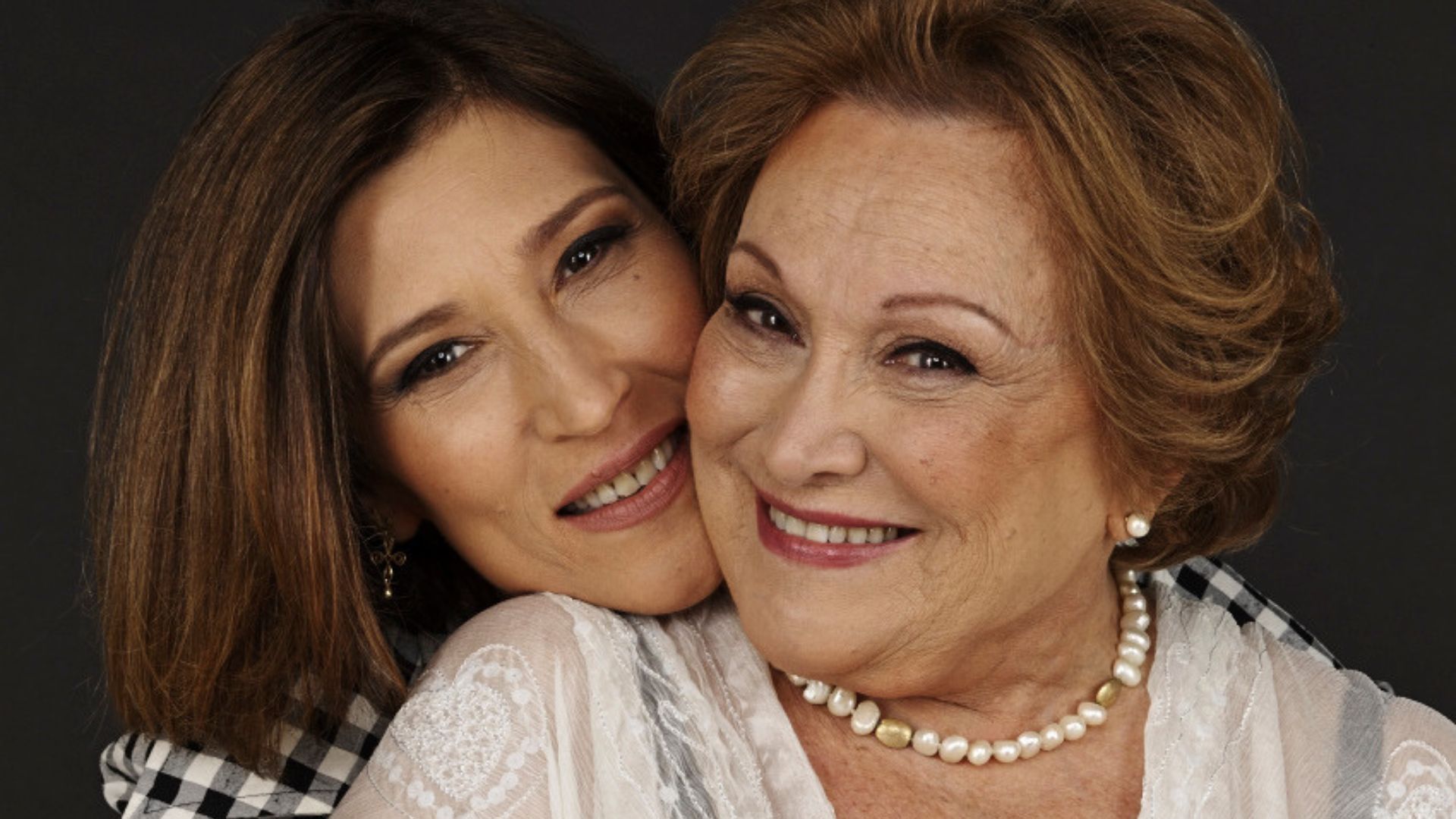 Beth Goulart e Nicette Bruno. Foto: Nana Moraes