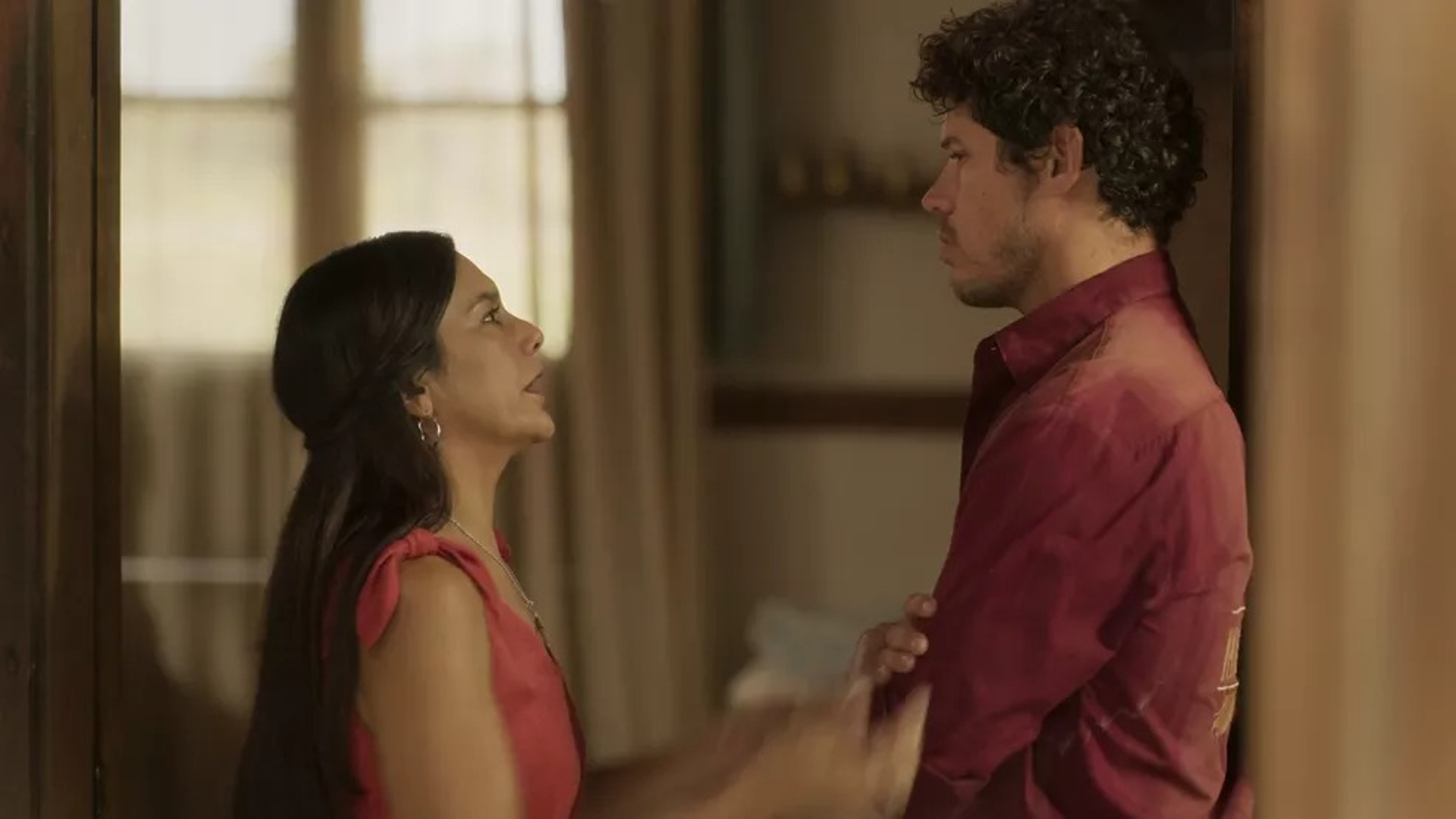 Filó (Dira Paes) e Tadeu (José Loreto) - Créditos: Reprodução/ Globo