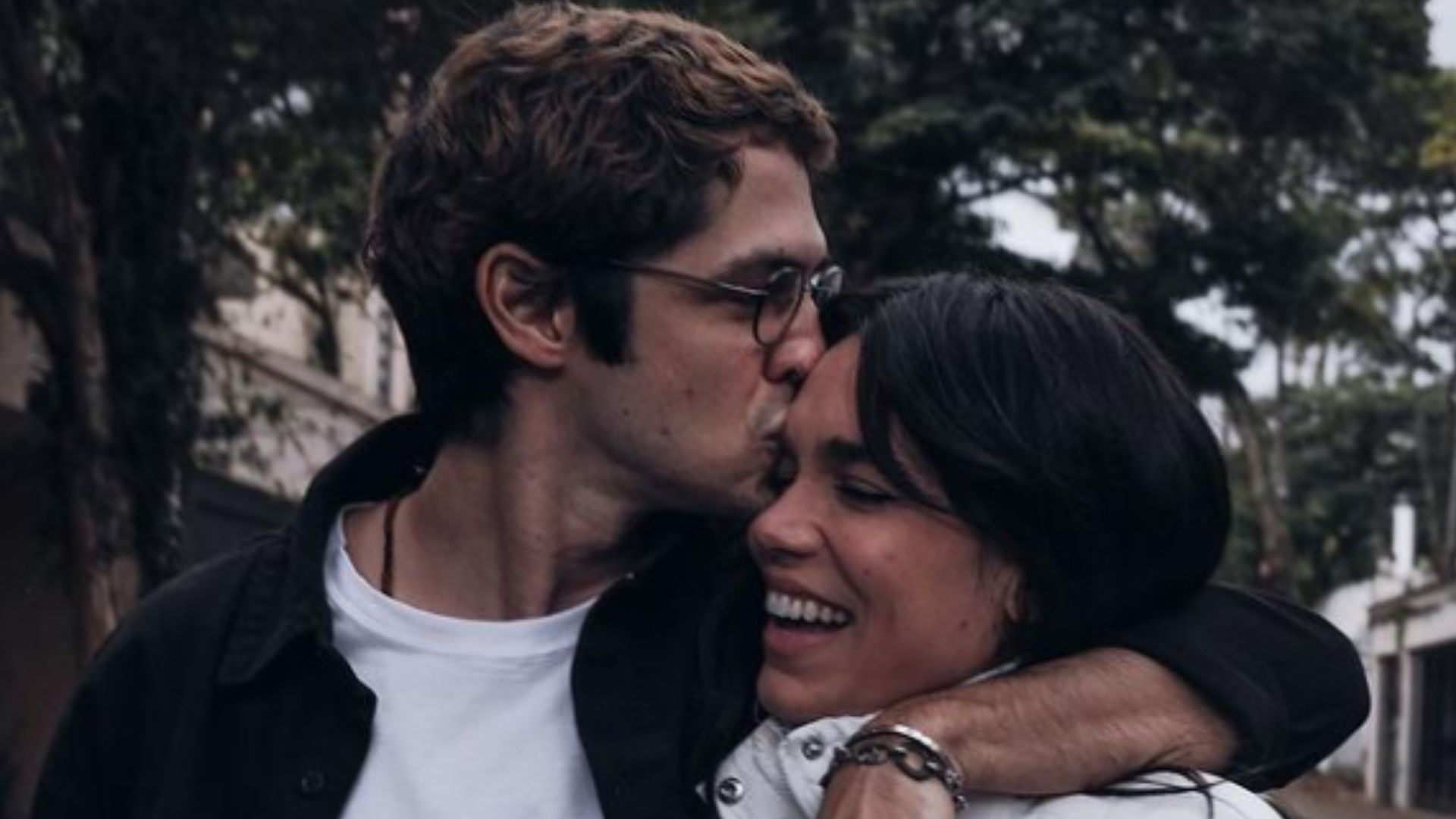 Gabriel Leone e Carla Salle. Foto: Reprodução/Instagram