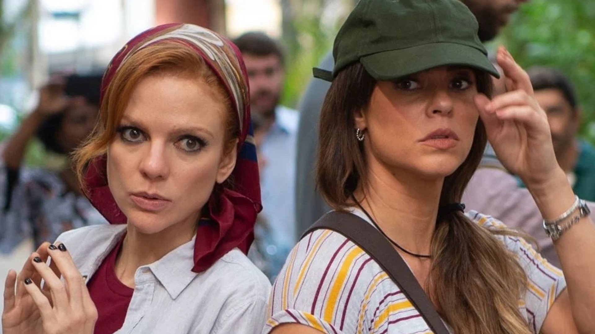 Andrea (Maria Eduarda de Carvalho) e Pat (Paolla Oliveira) em Cara e Coragem
