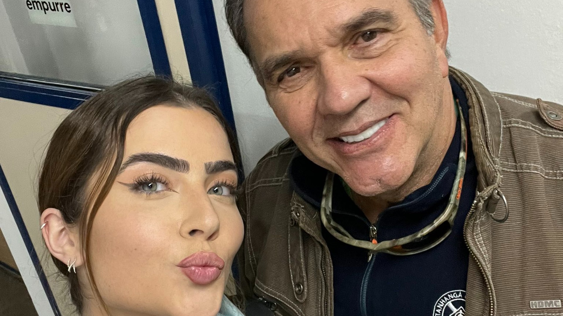 Jade Picon e Humberto Martins