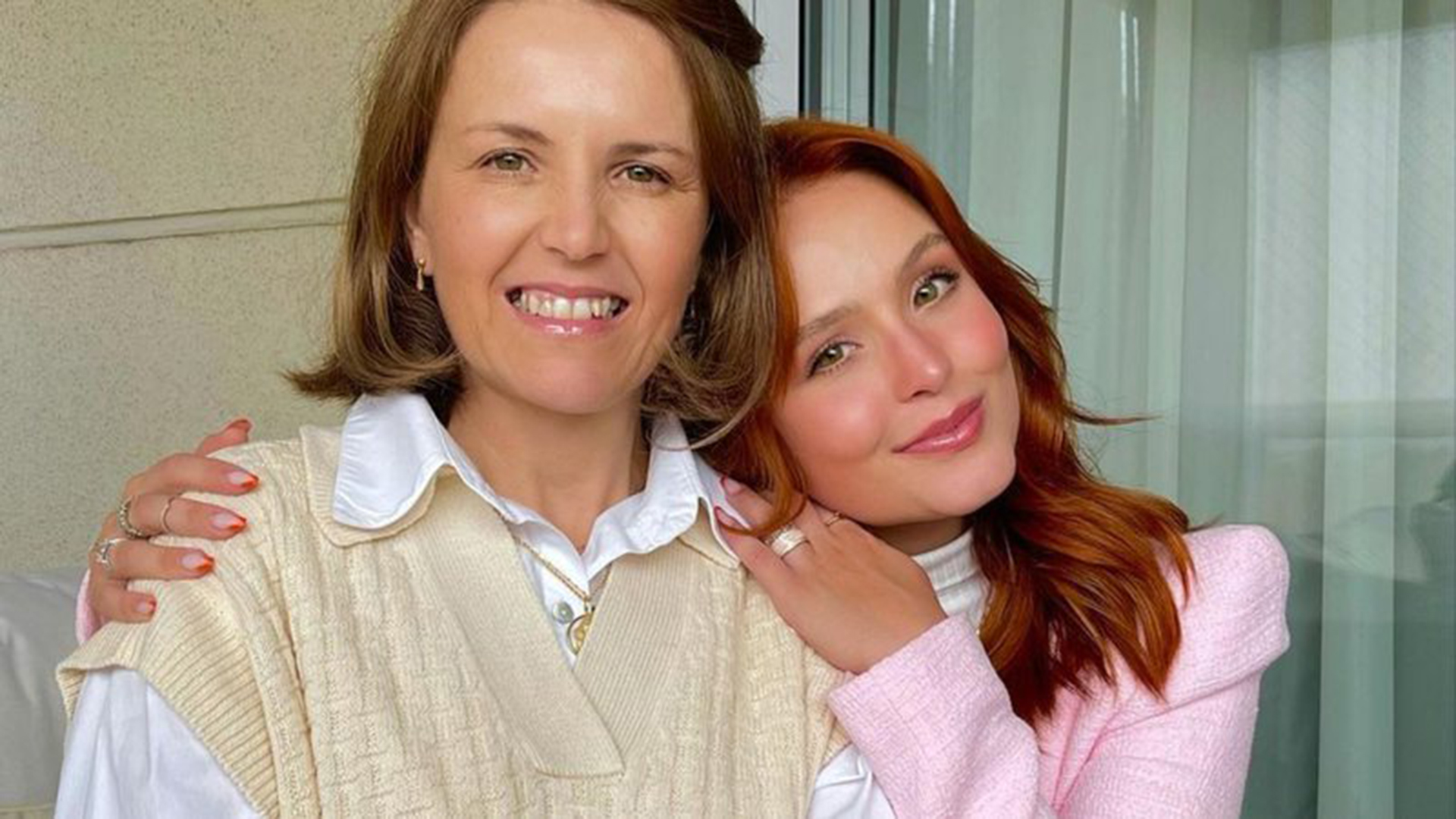 Larissa Manoela com a mãe (Reprodução/Instagram)