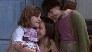 Fátima, Catarina e Jorginho em 'O Cravo e a Rosa' (Reprodução/TV Globo)