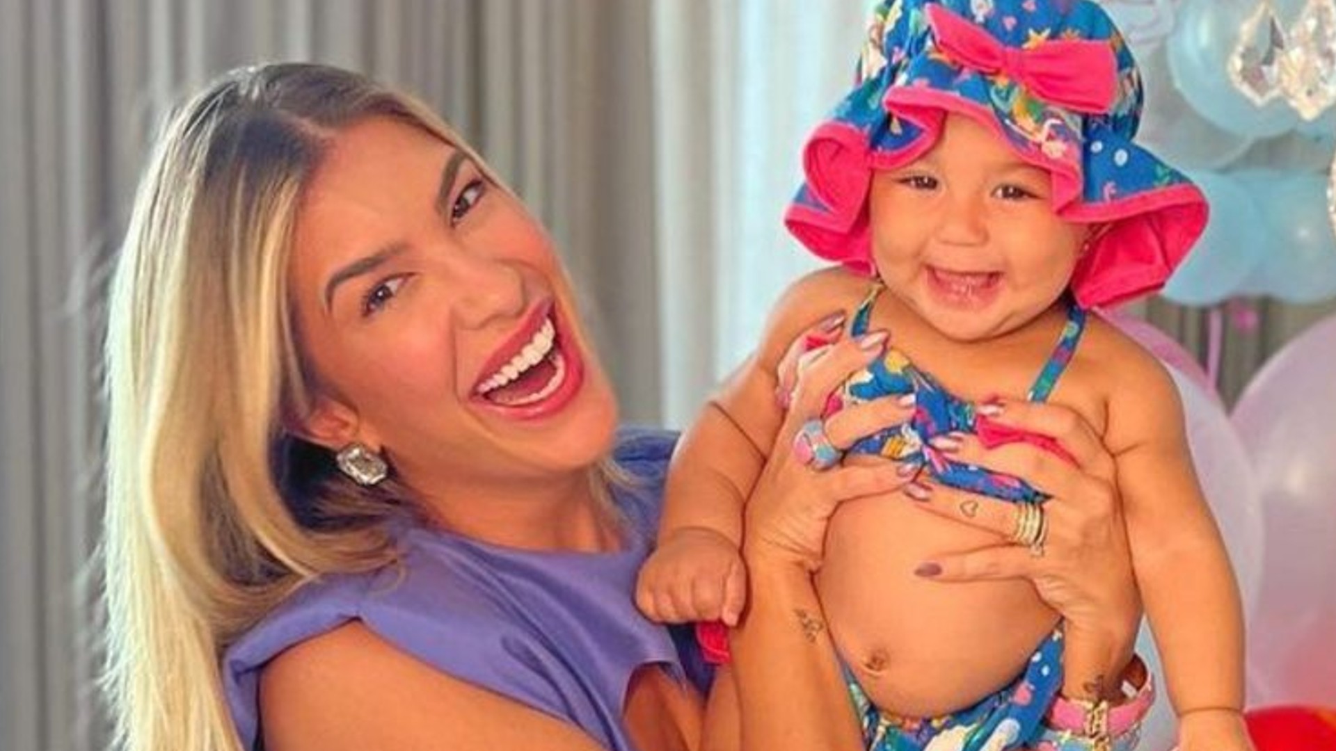 Lore Improta e a filha, Liz (Reprodução/Instagram)