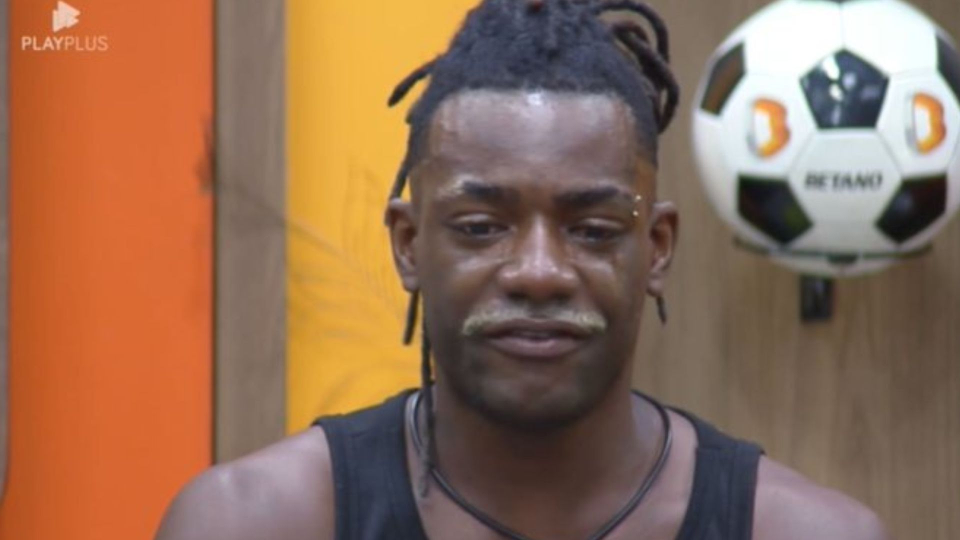 Pelé em 'A Fazenda'. Reprodução/Playplus