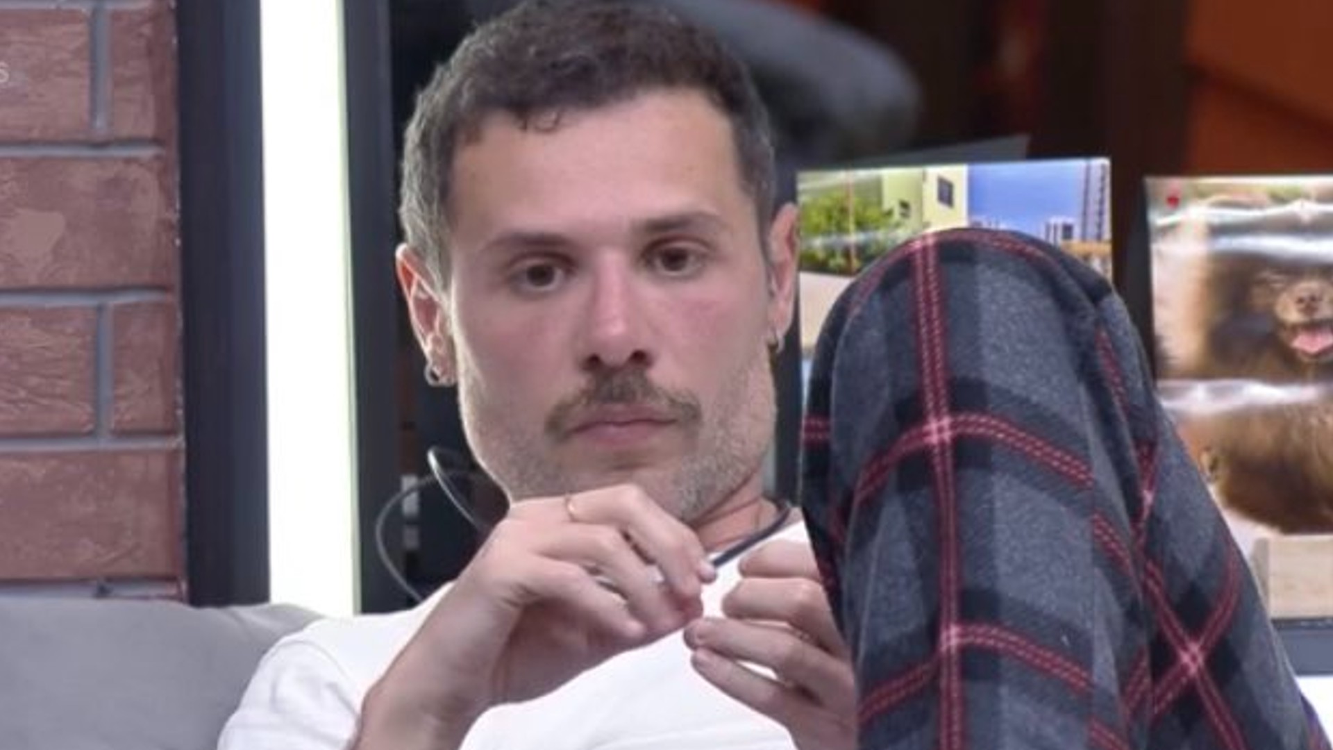 Alex Gallete em 'A Fazenda 14' (Reprodução/PlayPlus)