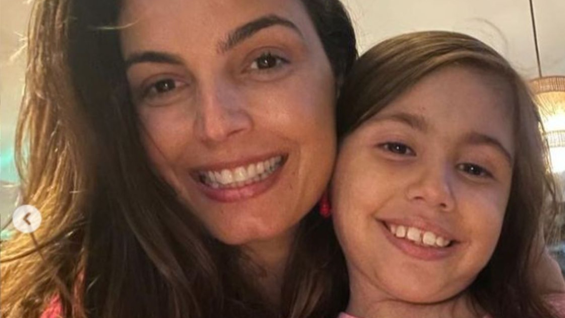 Emanuelle Araújo e sobrinha, Sofia