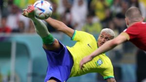 Richarlison marcou dois gols na primeira partida do Brasil na Copa do Mundo 2022 (Reprodução/TV Globo)