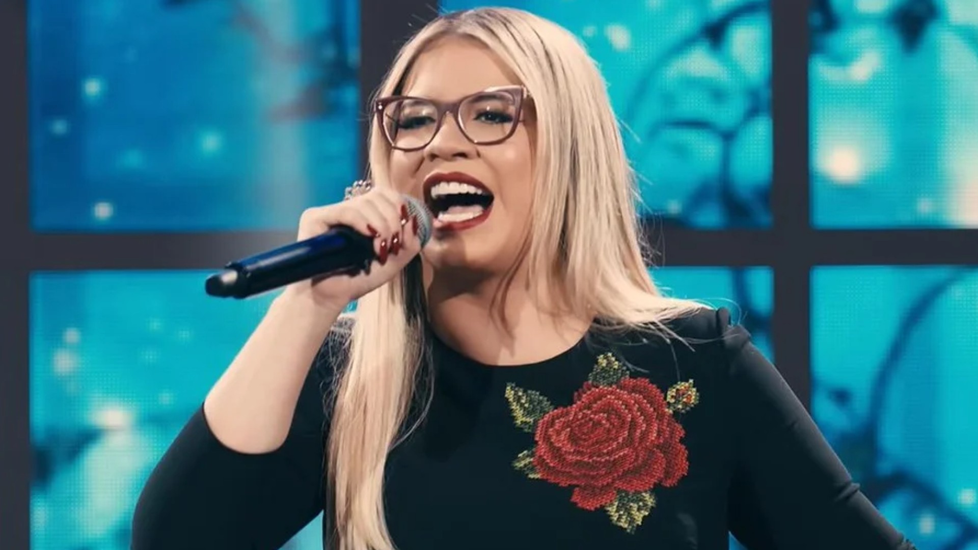 Marília Mendonça (Reprodução/YouTube)