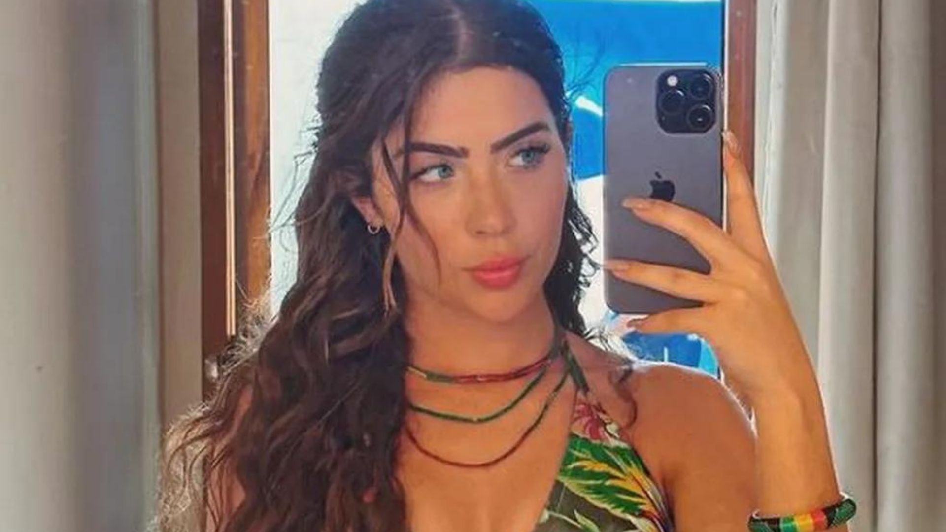 Jade Picon em 'Travessia'. Reprodução/Instagram