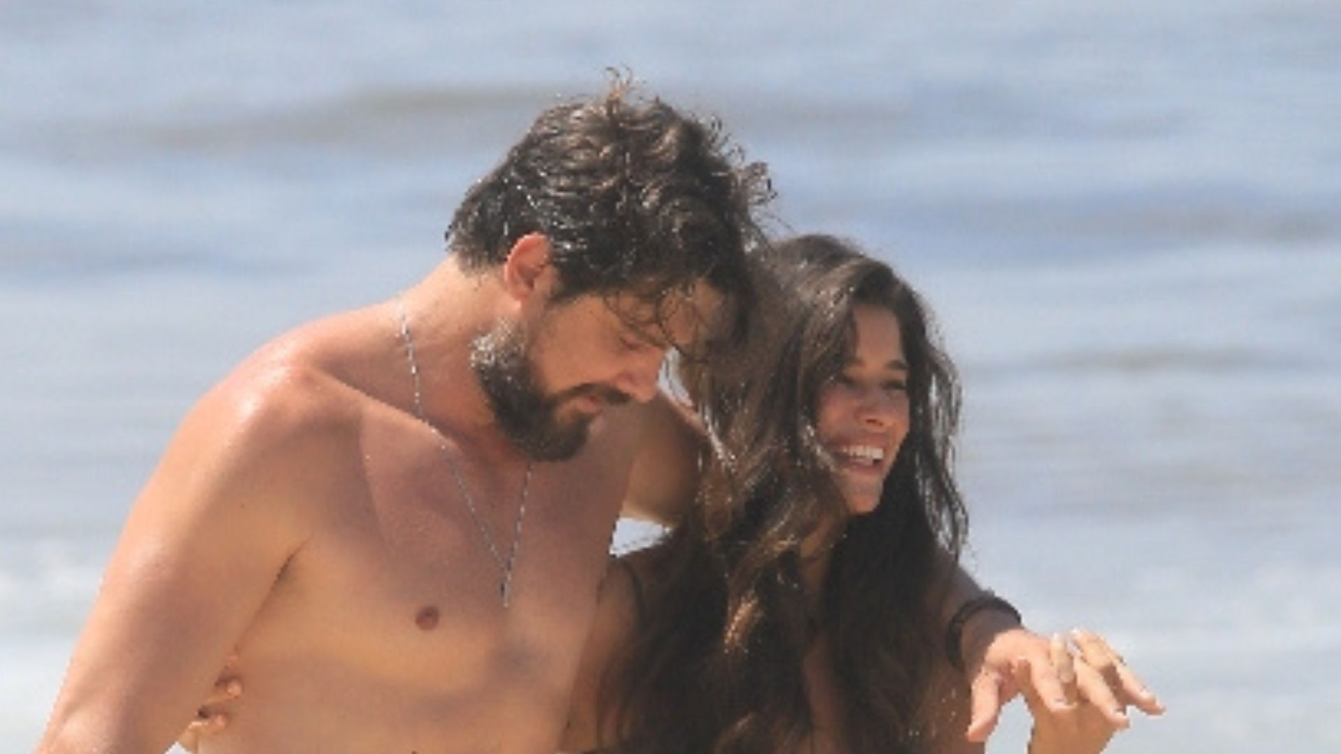Isadora Cruz e Sérgio Guizé. (Foto: JC Pereira e Vitor chapeta/ AGNEWS