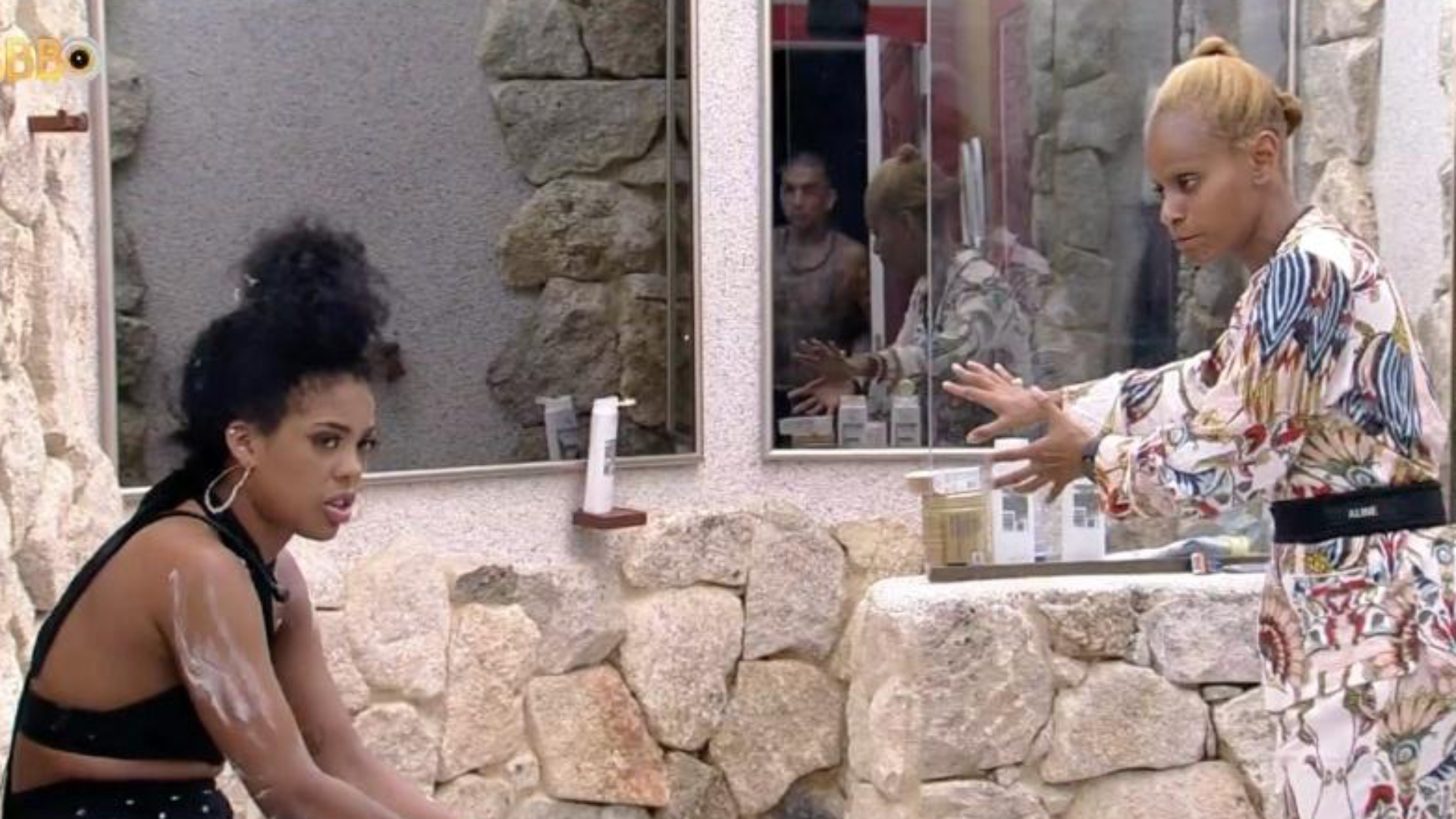 Marvvila e Aline - Crédito: Reprodução/ TV Globo