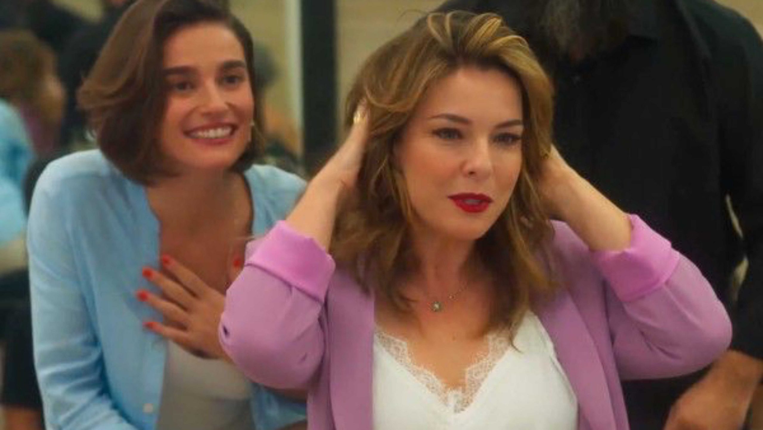Helena e Clara em Vai na Fé - Reprdodução/Globo
