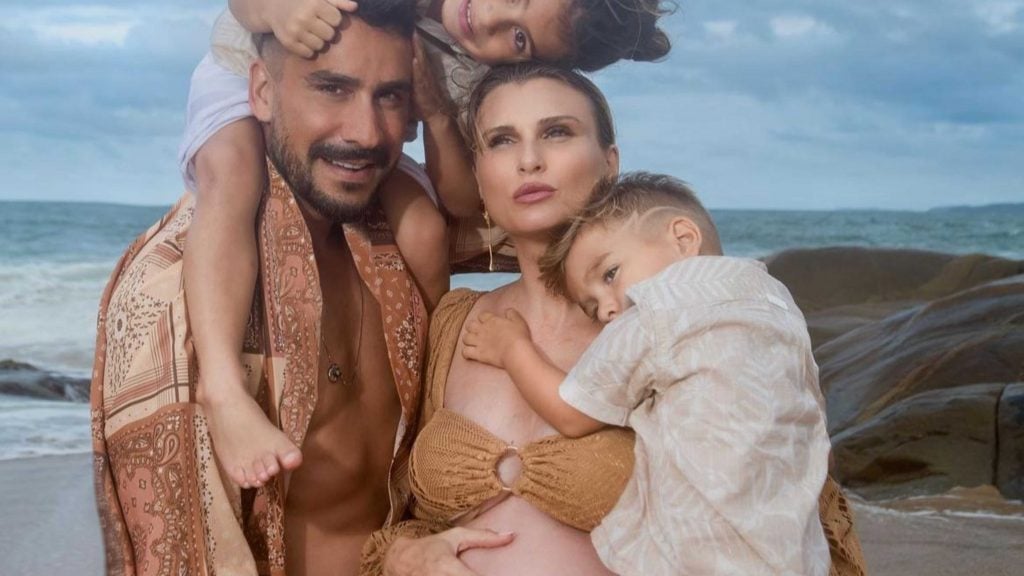 Julio Rocha e sua família - Reprodução/Instagram