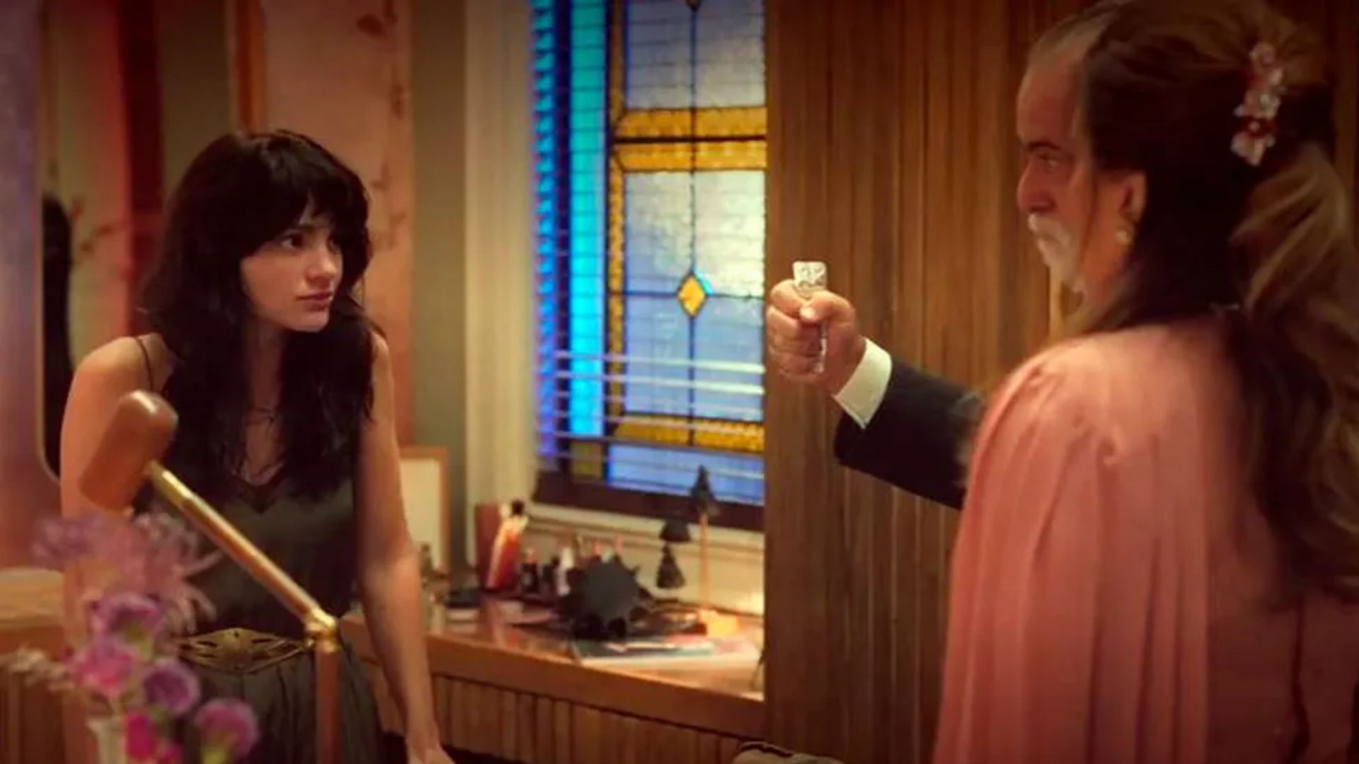 Petra e Antonio brigam em 'Terra e Paixão'. Reprodução/TV Globo