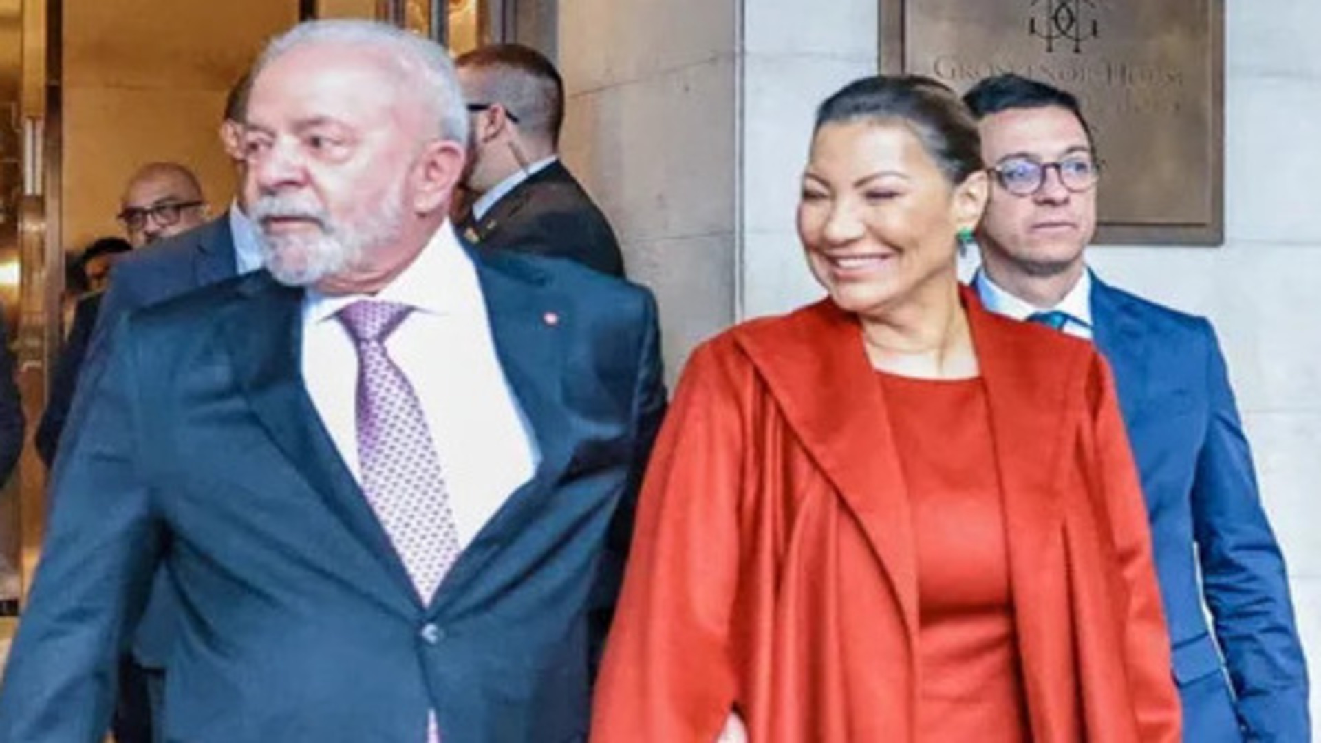Lula e Janja na coroação do Rei Charles III - Foto: Reprodução/Instagram