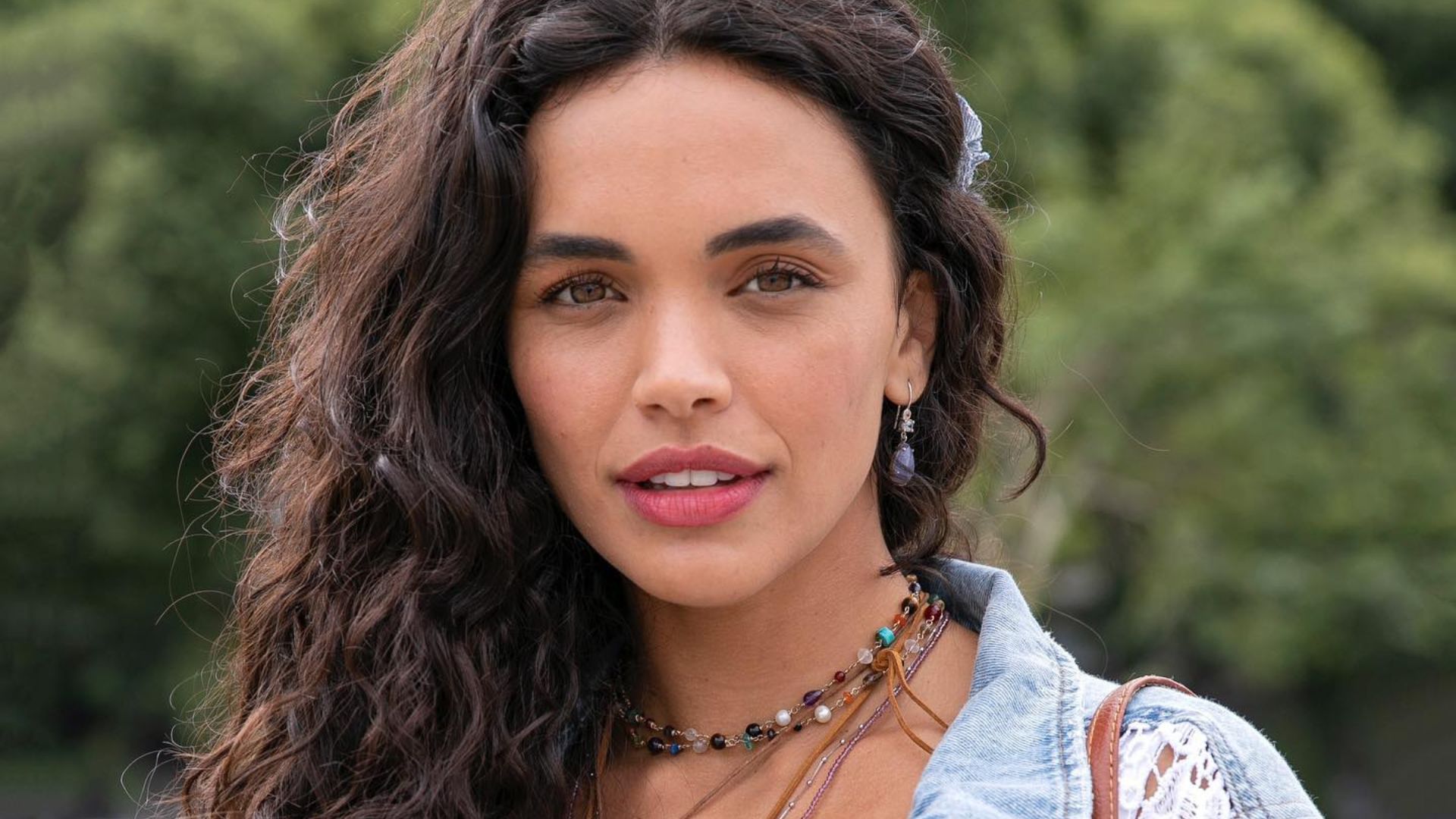 Giovana Cordeiro como Luna em 'Fuzuê'. Foto: Manoella Mello