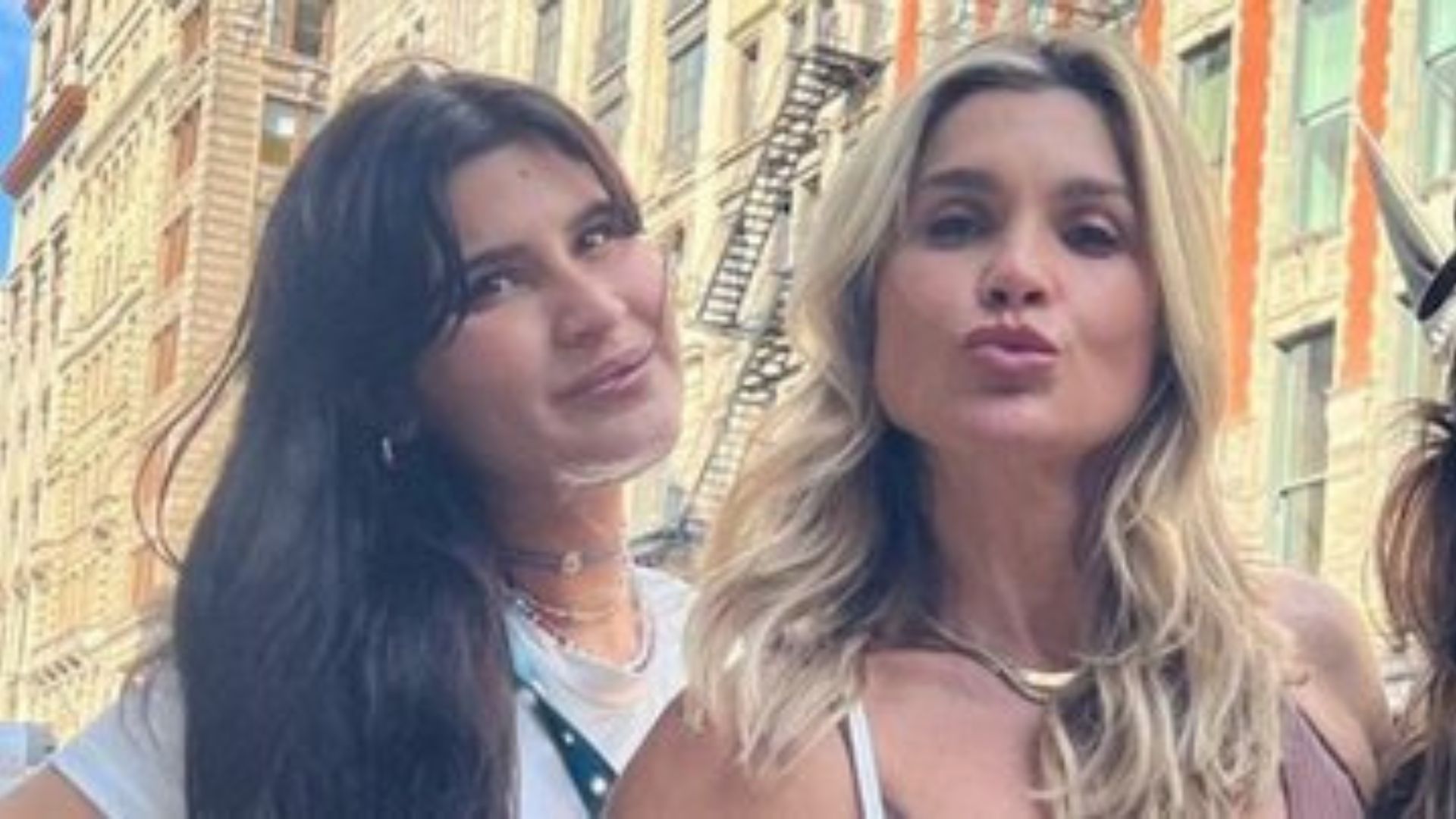Giulia Costa e Flávia Alessandra (Reprodução/TV Globo)