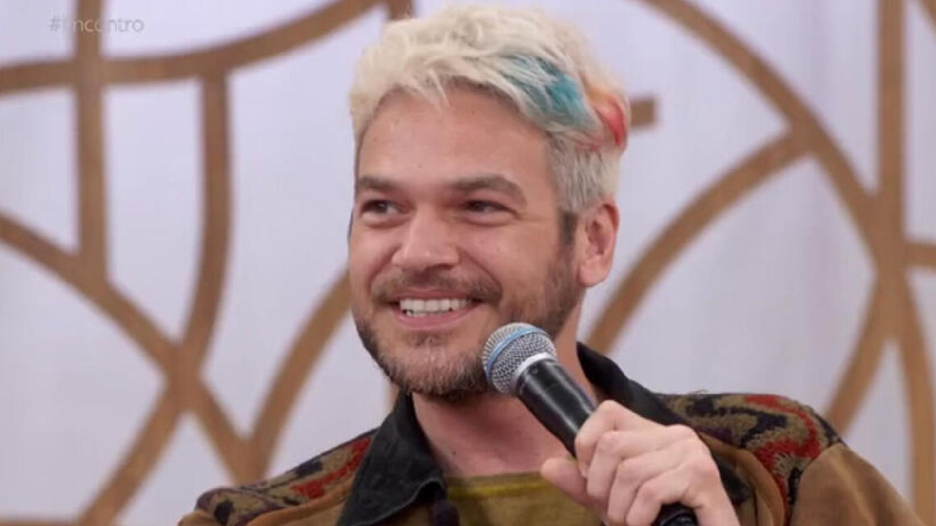 Emílio Dantas no 'Encontro'. Reprodução/Instagram