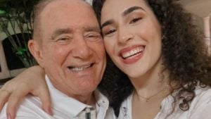 Renato Aragão e a filha Lívian Aragão (Reprodução/Instagram)