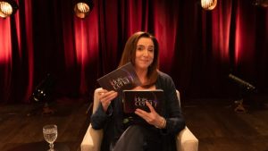 Marisa Orth estreia novo programa no Viva, 'Dois em Cena - Encontro de Gerações'
