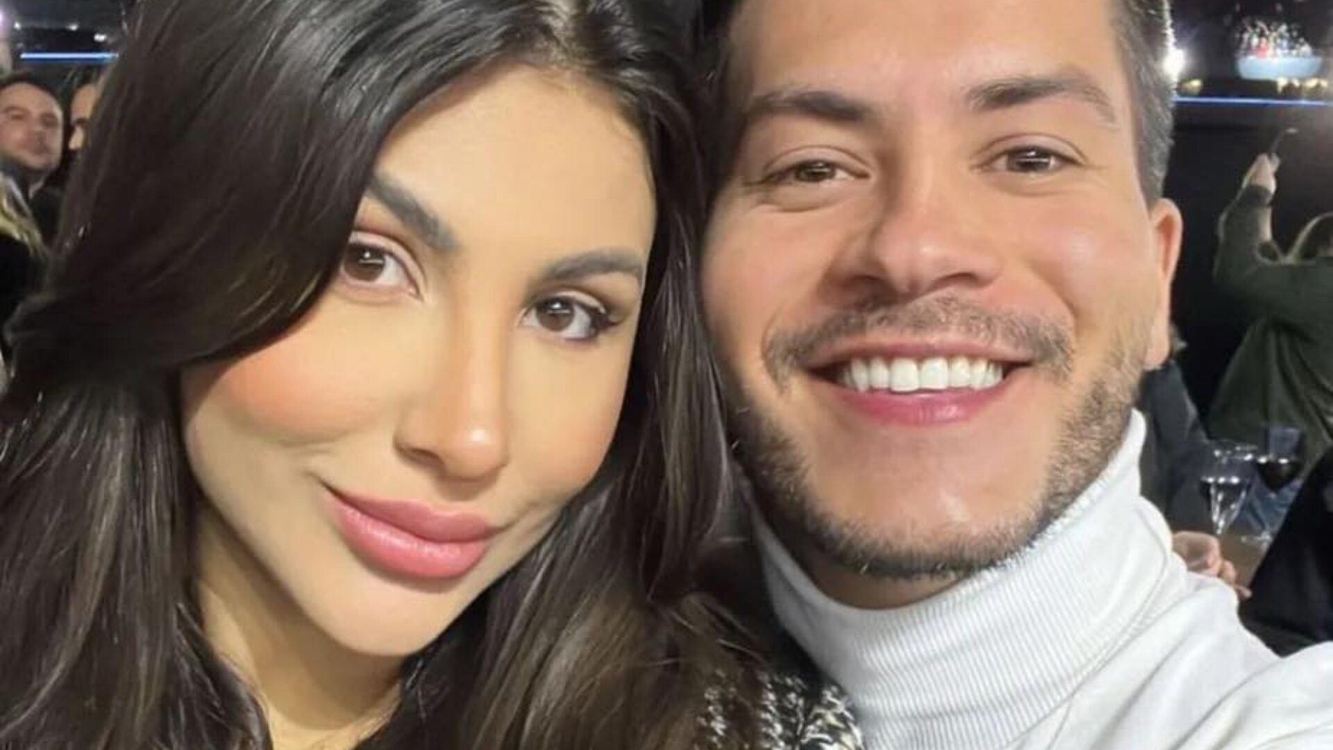 Arthur Aguiar e namorada, Jheny Santucci