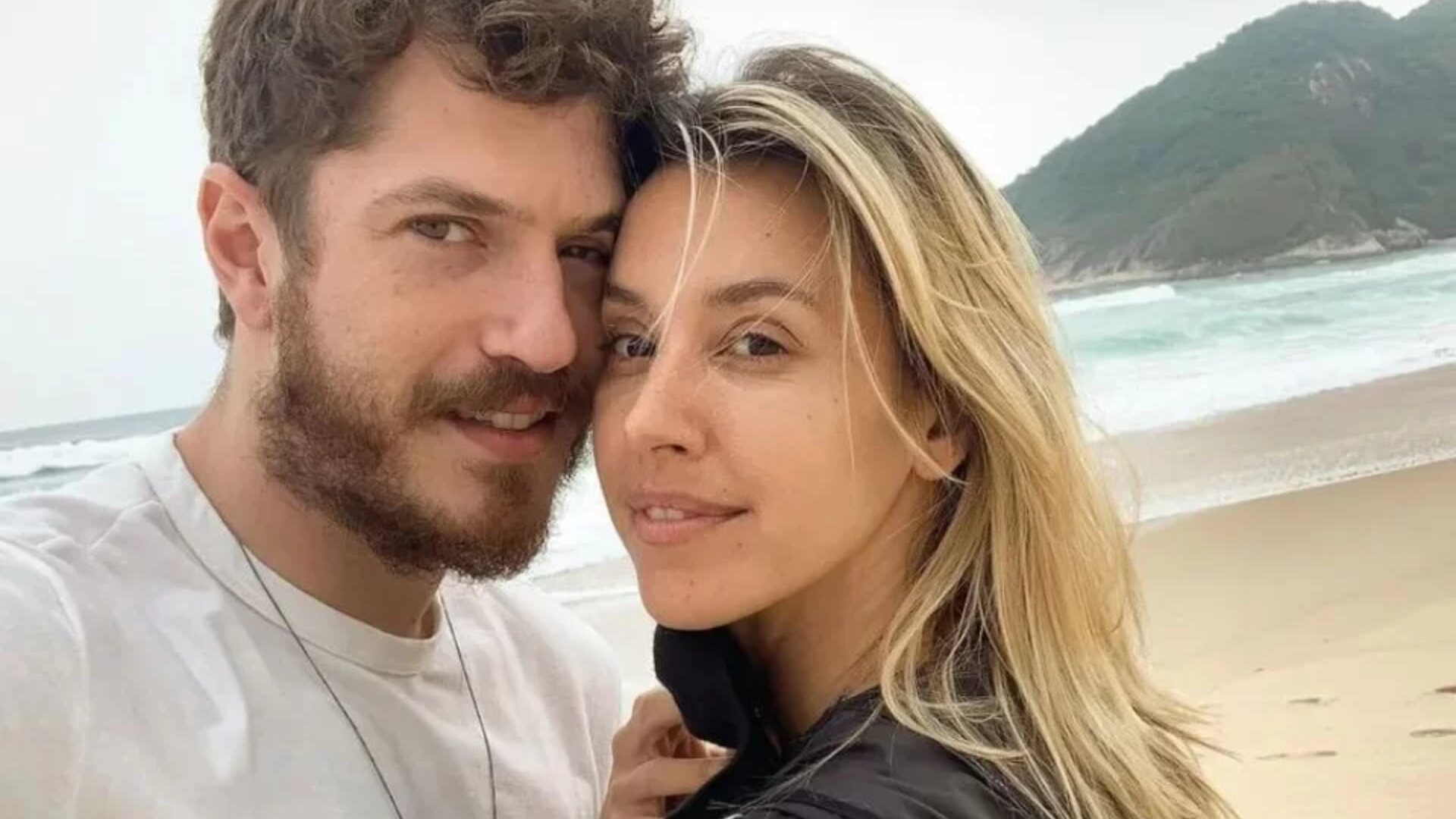 Caio Paduan e Cris Dias
