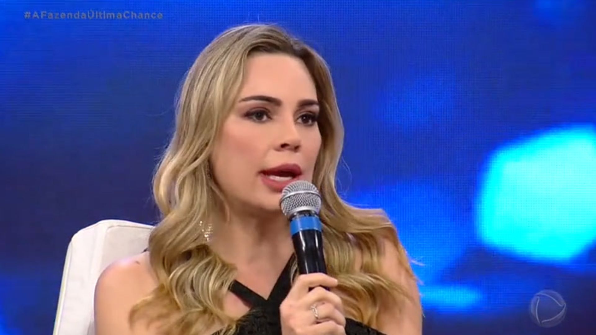 Rachel no 'Hora do Faro' após sair de 'A Fazenda 15'. Foto: Reprodução/Record TV