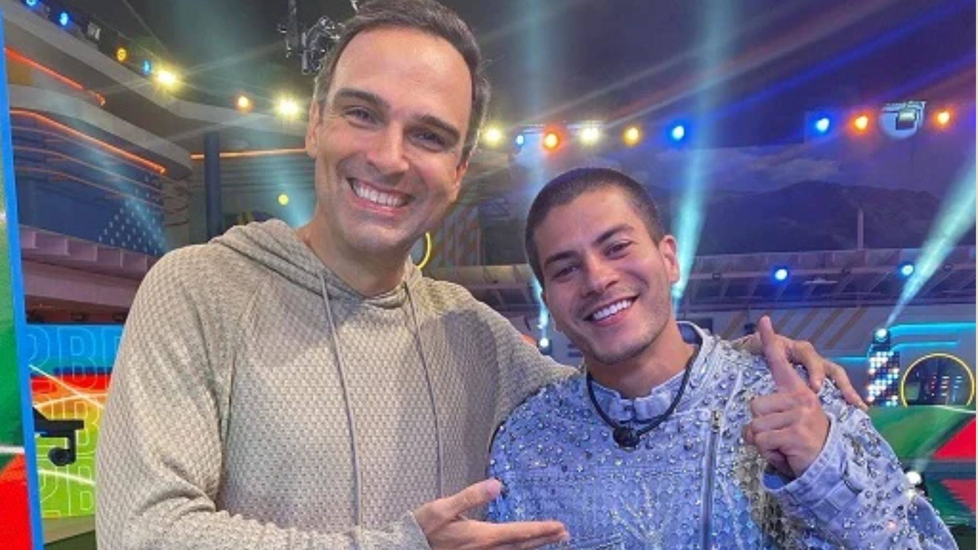 Tadeu Schmidt e Arthur Aguiar - Reprodução/Instagram