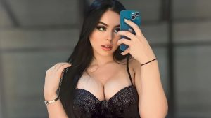 Bella Angel (Reprodução/Instagram)