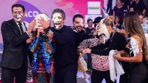 Marcos Mion, Virginia Fonseca, Patrícia Abravanel e outros famosos levam torta na cara e 'Teleton' bate meta