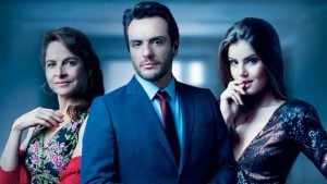 Drica Moraes.Rodrigo Lombardi e Camila Queiroz em Verdades Secretas - Reprodução/TV Globo