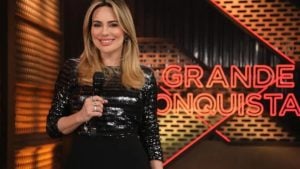 Rachel Sheherazade, apresentadora de 'A Grande Conquista 2' - Reprodução/Record TV