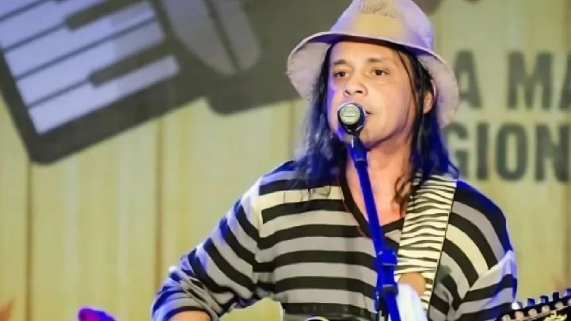Missinho, ex-vocalista da banda Chiclete com Banana