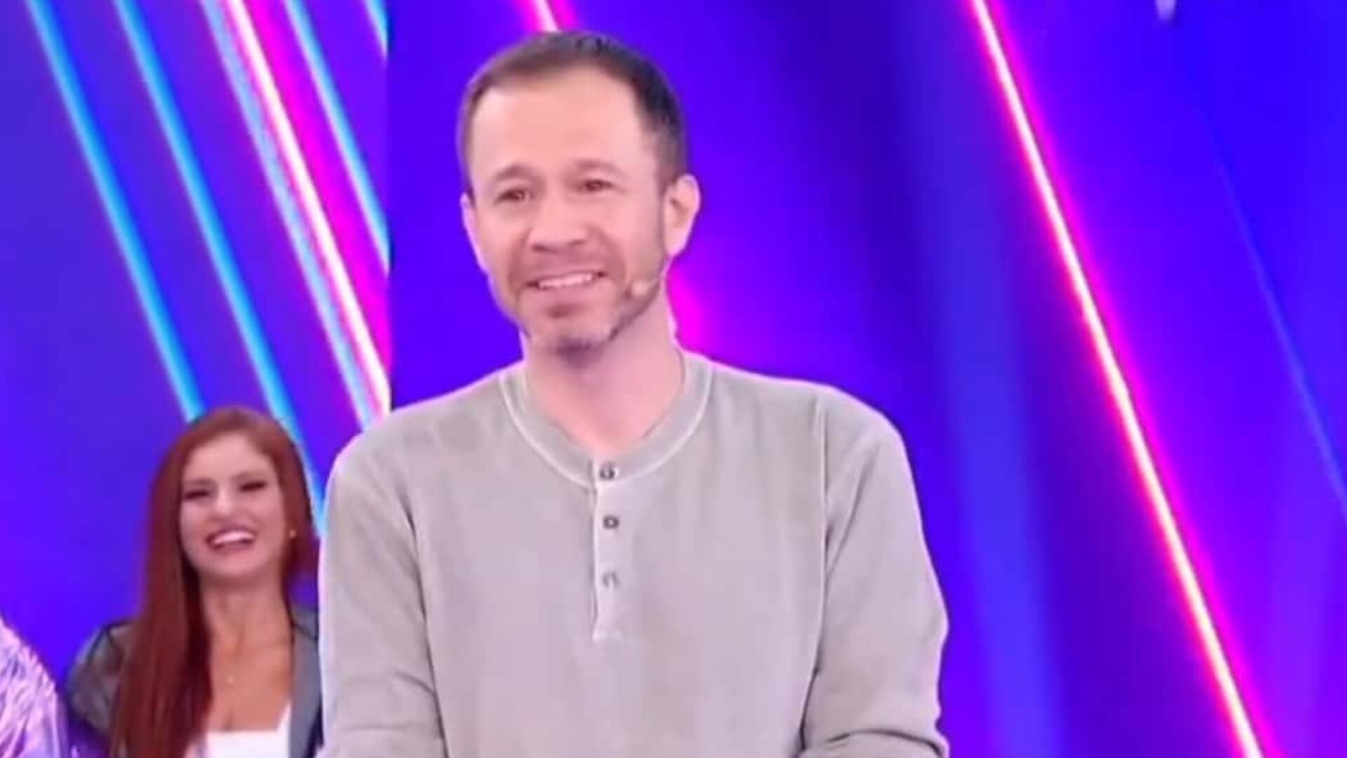 Tiago Leifert no Programa Silvio Santos
