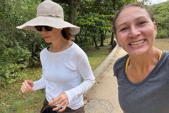 Fernanda Torres e internauta - Reprodução/Instagram