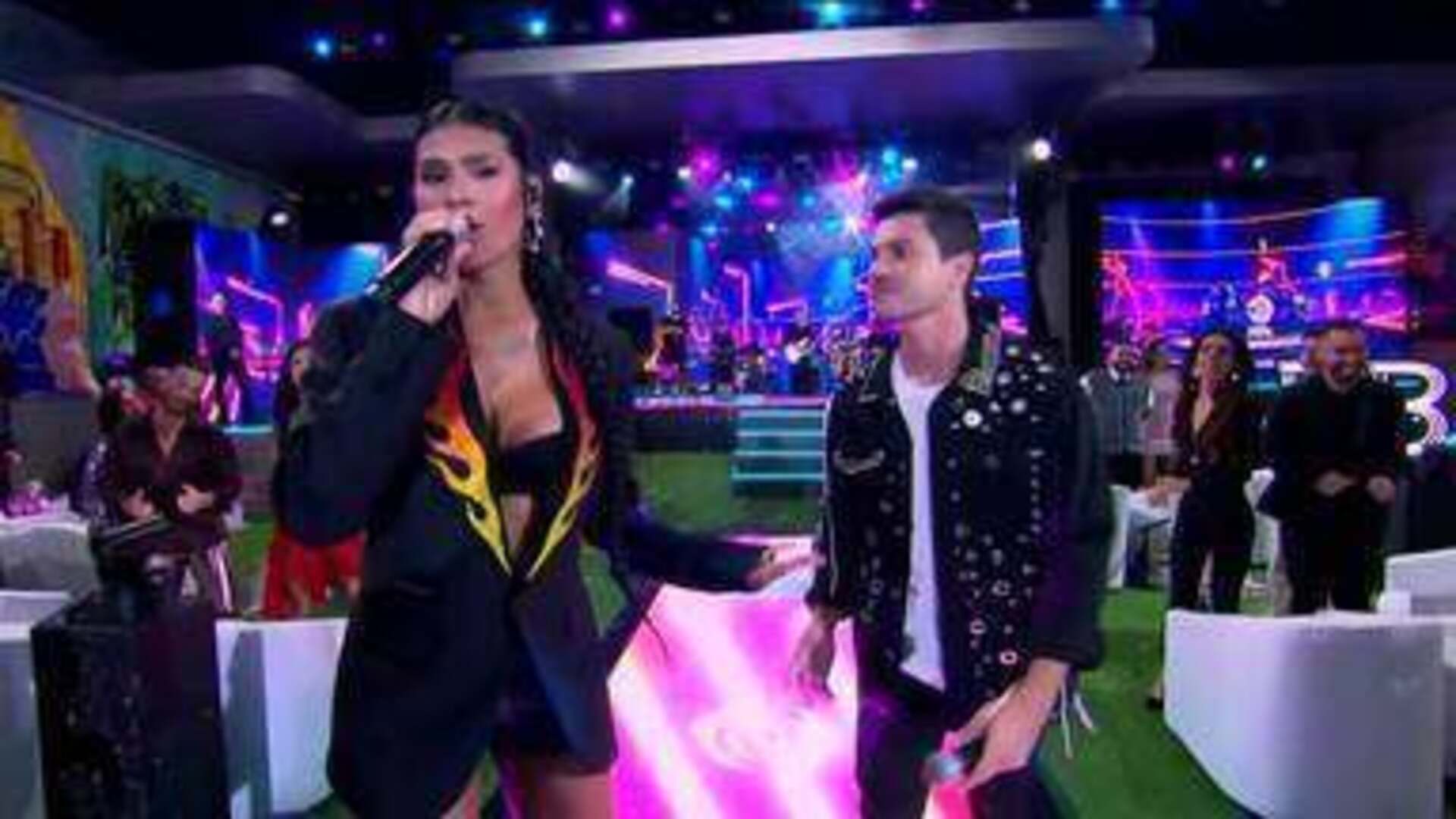 Pocah e Arthur Aguiar - Reprodução/TV Globo