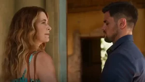 Filipa (Cláudia Abreu) e Danilo (Felipe Simas) em ‘Dona de Mim’ - Reprodução/TV Globo