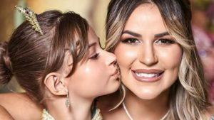 Valentina e Deolane Bezerra (Reprodução/Instagran)