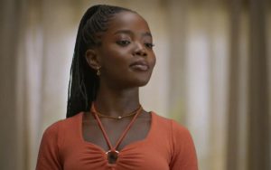 Leona, Clara Moneke - Reprodução/TV Globo