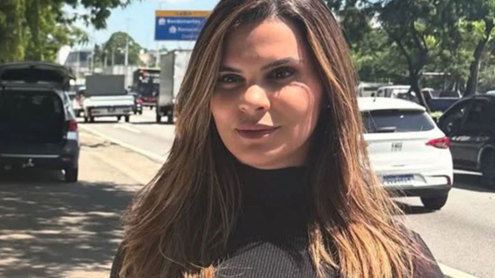 Repórter do SBT se emociona ao vivo